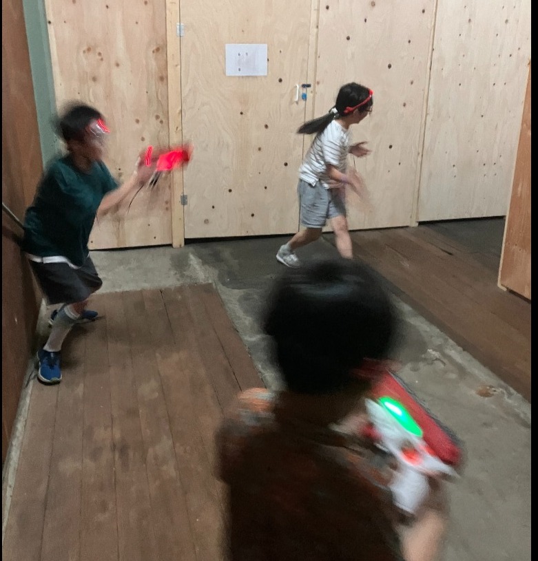 静かに始まり、一瞬で熱くなる。「潜入バトルゲーム」